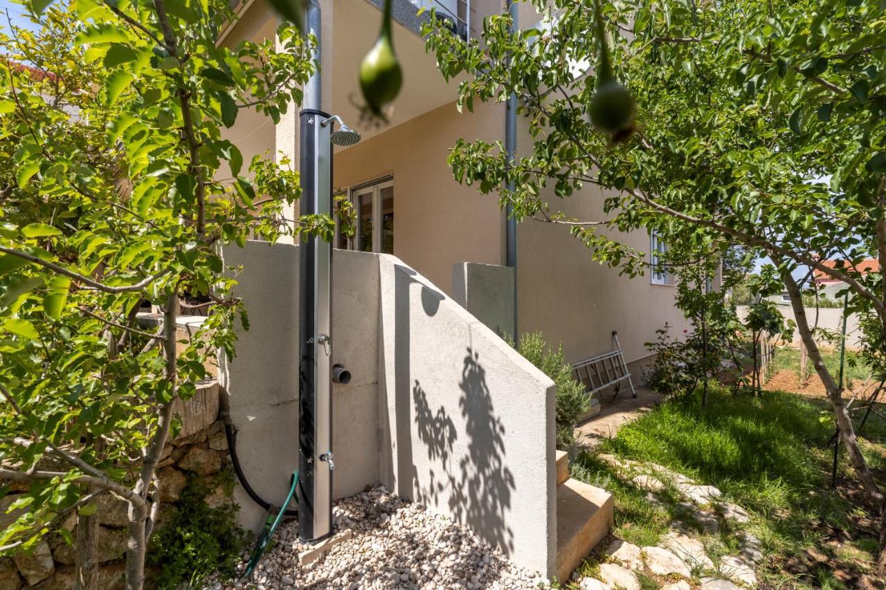 Boutique Apartment Mali Losinj Exterior photo